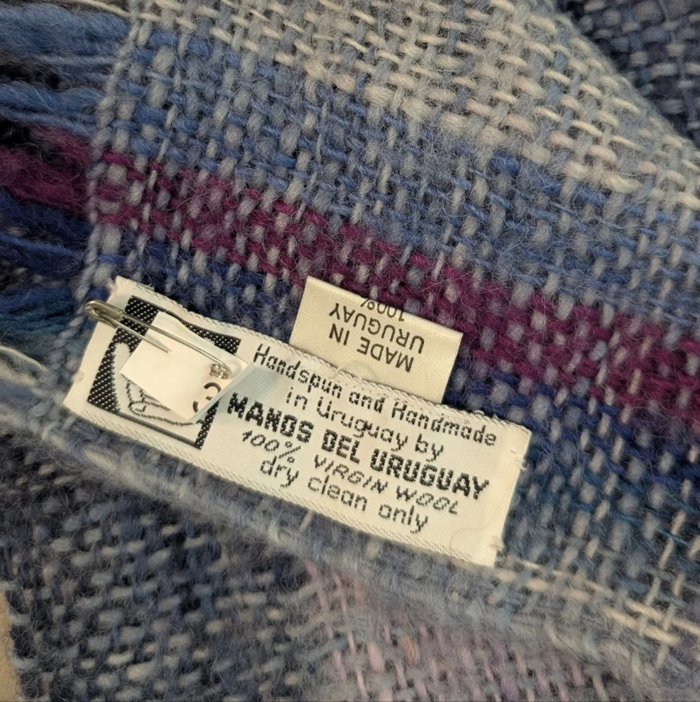 🥁 Eruguayan Handmade Wool Scarf